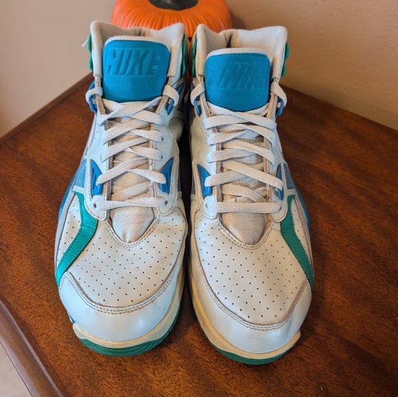 Nike Air Trainer SC Shoes in Imperial Blue/Multicolor - Picture 2 of 7